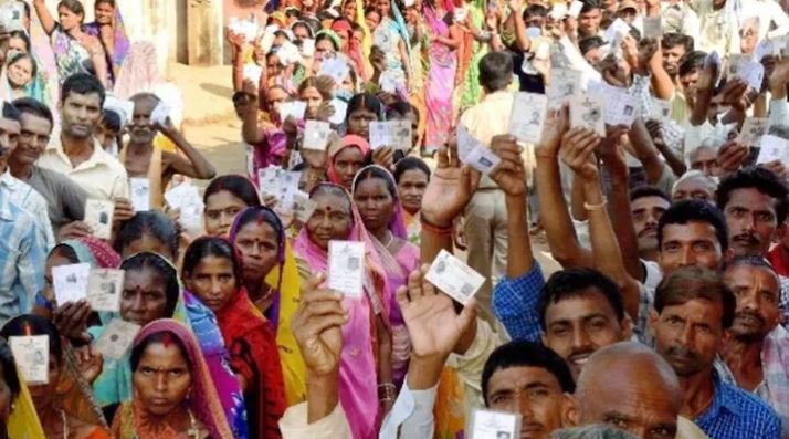 दूसरे चरण में 122 सीटों पर मतदान