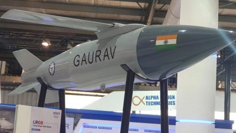DRDO ने लॉन्च किया ‘गौरव’, दुश्मन के ठिकानों पर करेगा सटीक वार! DRDO ने लॉन्च किया ‘गौरव’, दुश्मन के ठिकानों पर करेगा सटीक वार!