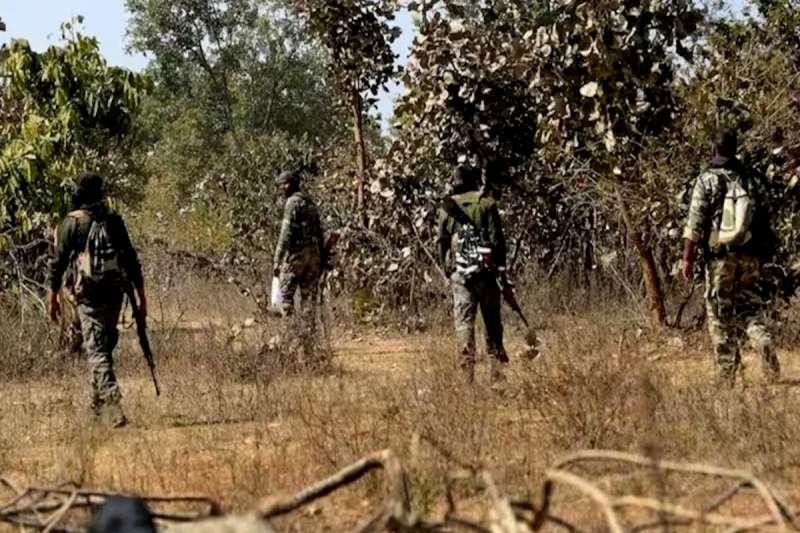 माडवी हिडमा के बाद फिर सात नक्सली ढेर, 50 माओवादी गिरफ्तार