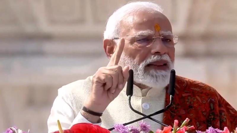 अयोध्या में पीएम मोदी का ऐतिहासिक ध्वजारोहण, बोले—“सत्य ही धर्म है, राम एक मूल्य हैं”