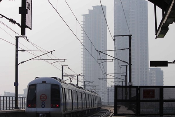 दिल्ली ब्लास्ट के बाद बंद लाल किला मेट्रो स्टेशन अब फिर से खोल दिया गया