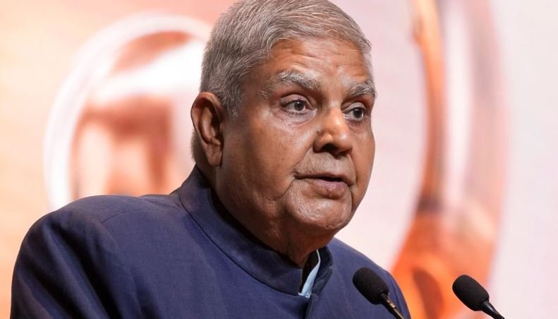 जगदीप धनखड़ ने 4 महीने बाद तोड़ी चुप्पी, स्पीच में RSS की भूमिका का किया सम्मान जगदीप धनखड़ ने 4 महीने बाद तोड़ी चुप्पी, स्पीच में RSS की भूमिका का किया सम्मान