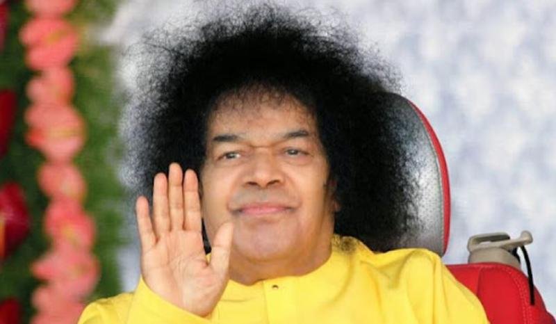 उपराष्ट्रपति और पीएम मोदी के साथ साईं बाबा जन्मोत्सव उपराष्ट्रपति और पीएम मोदी के साथ साईं बाबा जन्मोत्सव