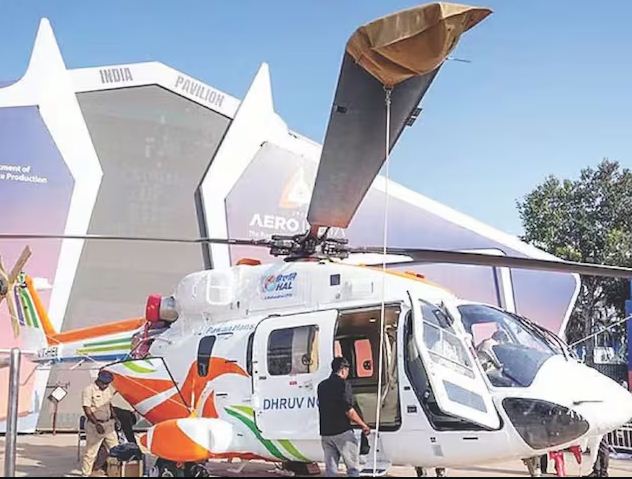 हल्के हेलीकॉप्टर, ध्रुव-एनजी की पहली उड़ान को उड्डयन मंत्री ने दिखाई हरी झंडी