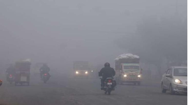 विजिबिलिटी बेहद कम, जहांगीरपुरी में AQI 500; इंडिगो की एडवाइजरी जारी