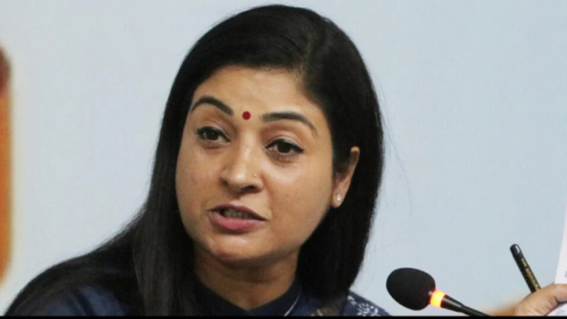 पुलिस हमले के केस में कोर्ट ने अलका लांबा के खिलाफ ठोस कार्रवाई की तैयारी पुलिस हमले के केस में कोर्ट ने अलका लांबा के खिलाफ ठोस कार्रवाई की तैयारी