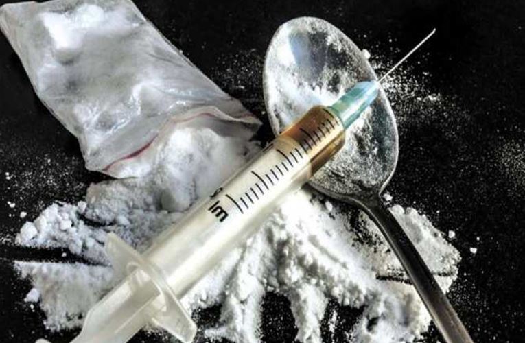 अंतरराष्ट्रीय ड्रग तस्करी नेटवर्क का भंडाफोड़, 10 करोड़ रुपये का मादक पदार्थ बरामद